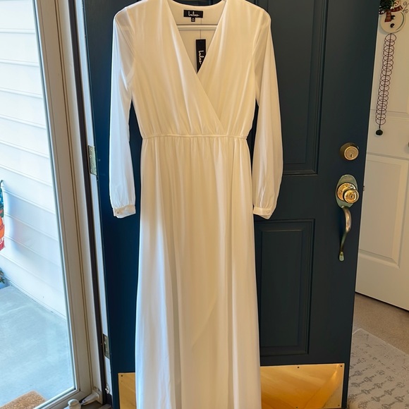 Lulus Dresses & Skirts - Lulus White Dress